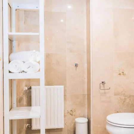 Moderno En Guadalmina Golf - *