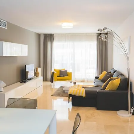 公寓 Precioso En Guadalmina Golf - *