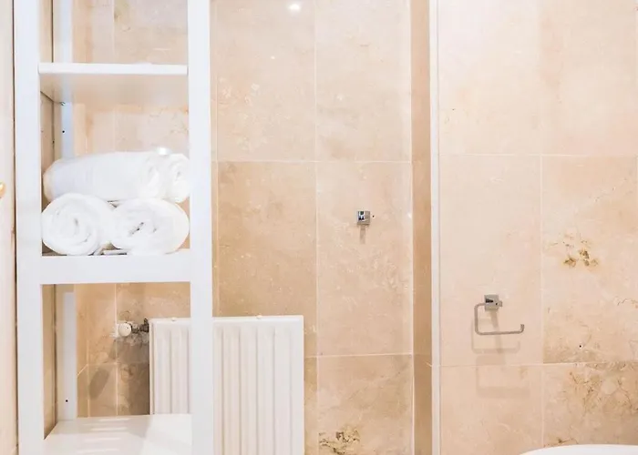 Moderno En Guadalmina Golf - *