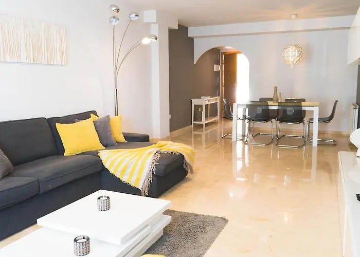 Moderno En Guadalmina Golf -