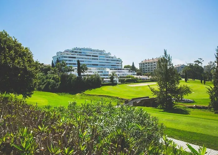 Moderno En Guadalmina Golf - Apartamento