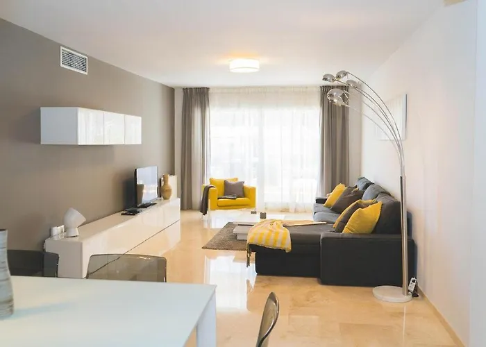 Moderno En Guadalmina Golf - Apartamento *